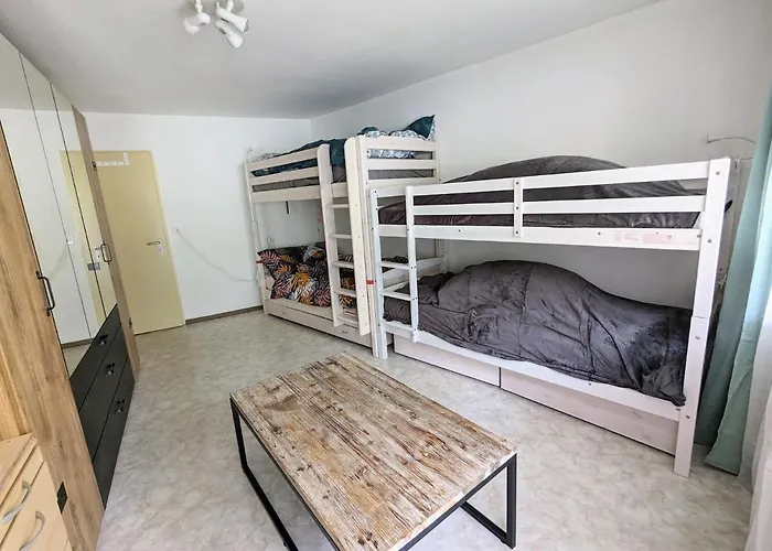 Petit Trianon 1,3 - Grosses Familiennest Komplett Renoviert Apartmán